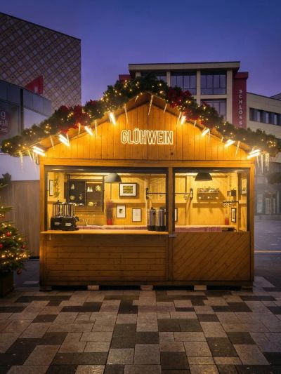 Dampfender Glühwein auf einem Event