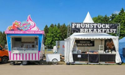 Zwei Food Stände nebeneinander