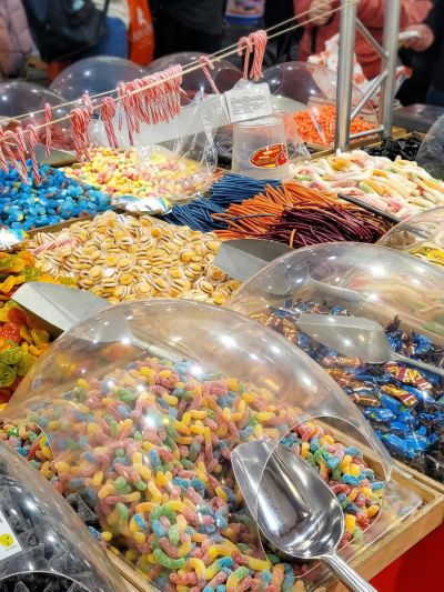 Bunte Auswahl an Haribo Fruchtgummis
